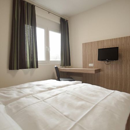Hotel Maxis Karlsbad Buitenkant foto