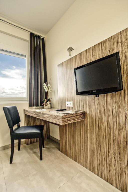 Hotel Maxis Karlsbad Buitenkant foto